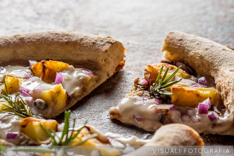 pizza-fagioli-patate-cipolla-rosmarino (1)